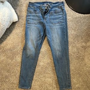 Womens American Eagle jeans